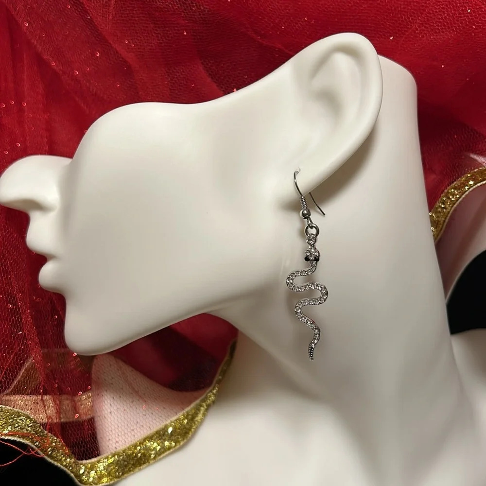 🔥🔥Snake dangle earrings - Picture 2 of 4